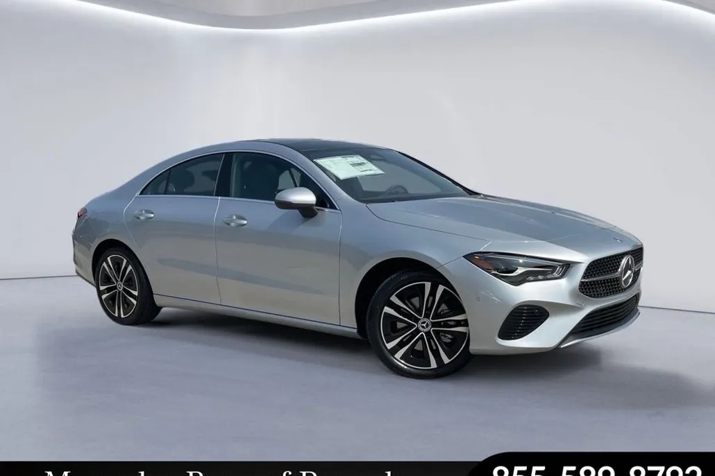 2025 Mercedes Benz CLA 250 4MATIC photo 1