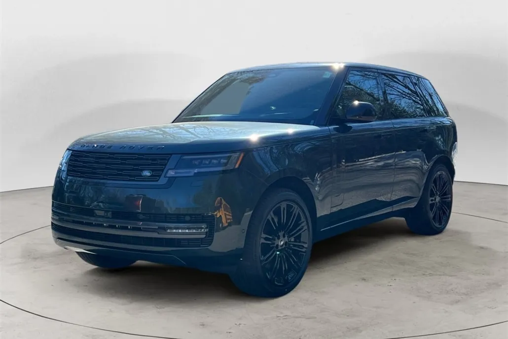 2025 Land Rover Range Rover SE photo 1