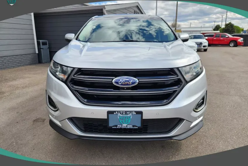 2017 Ford Edge Sport photo 1