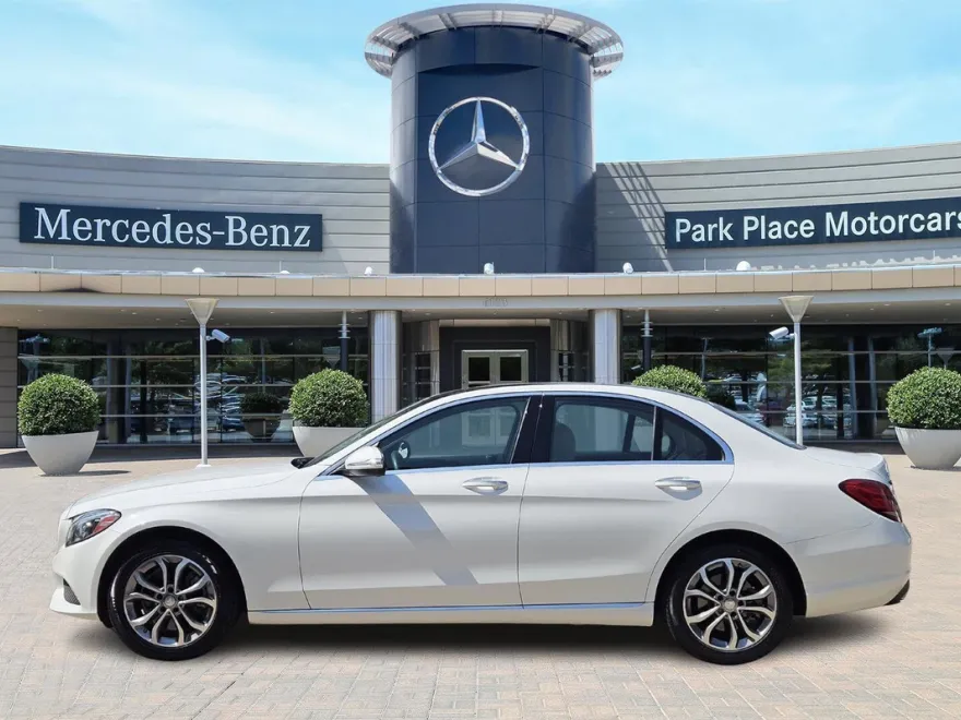 2015 Mercedes Benz C 300 Sedan photo 1