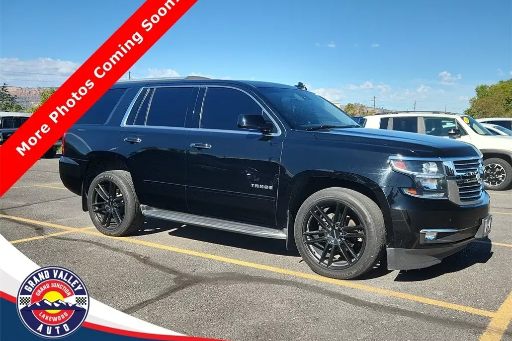 2017 Chevrolet Tahoe Premier photo 1