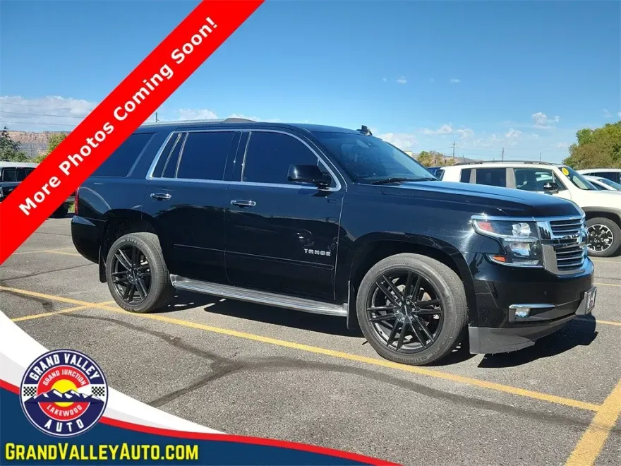 2017 Chevrolet Tahoe Premier photo 1