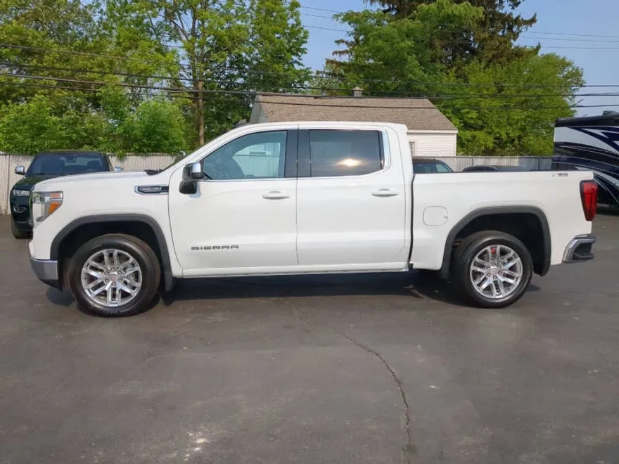 2021 Gmc Sierra 1500 SLE photo 1
