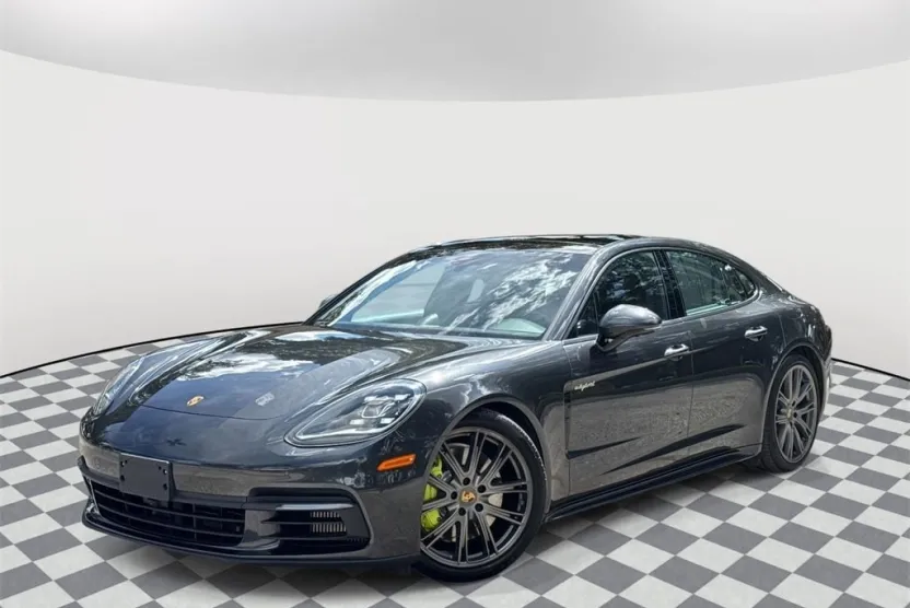 2020 Porsche Panamera E-Hybrid 4 photo 1