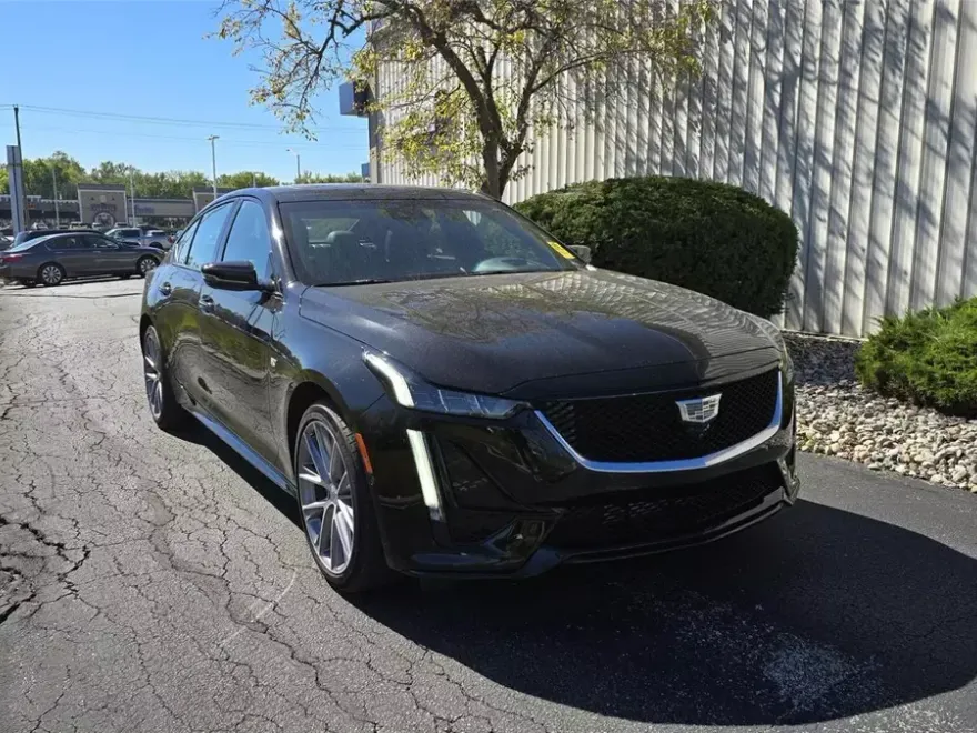 2022 Cadillac CT5 Sport photo 1