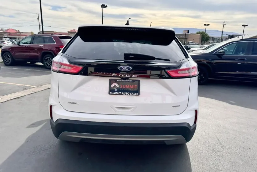 2024 Ford Edge SEL Sport photo 1