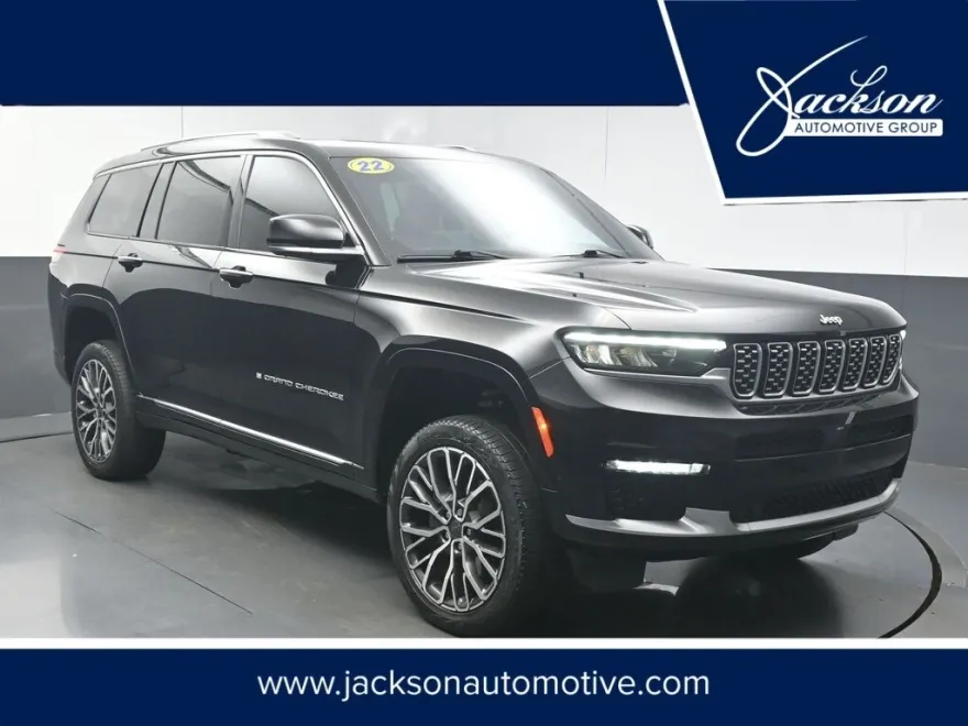2022 Jeep Grand Cherokee L Summit photo 1