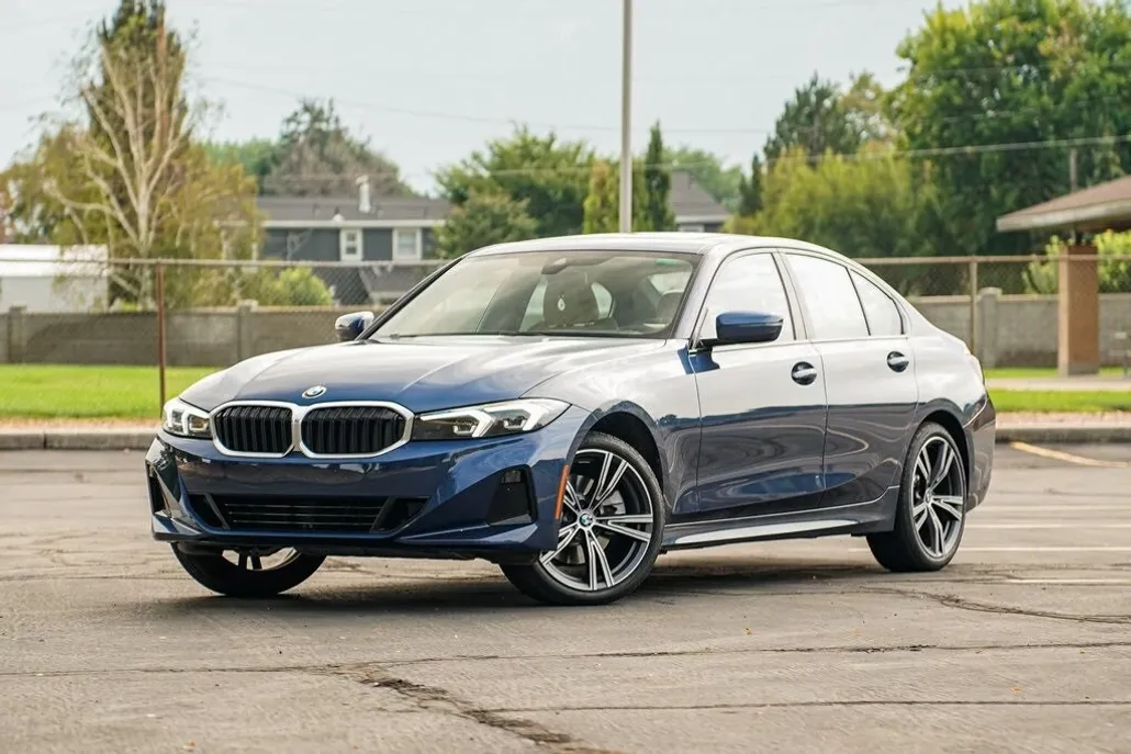 2023 Bmw 330i xDrive photo 1