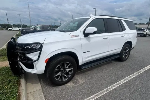 2022 Chevrolet Tahoe LT photo 1