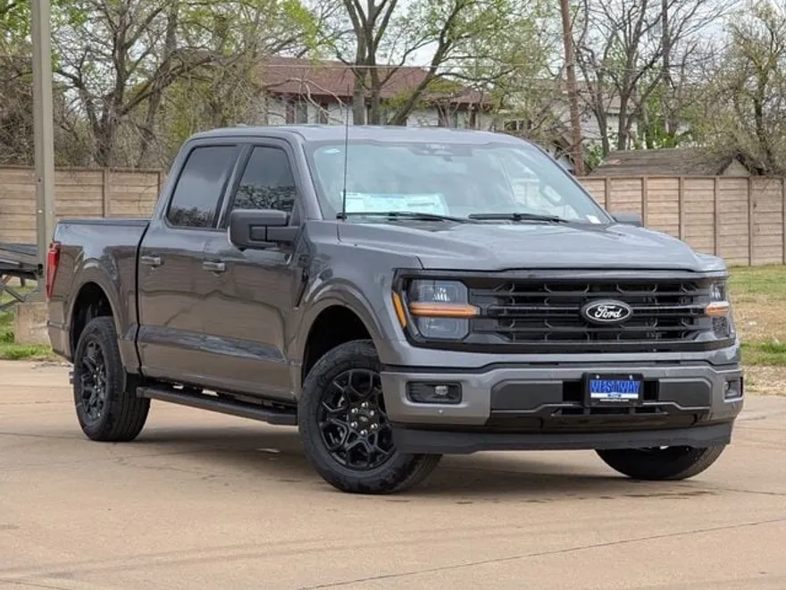 2025 Ford F-150 XLT photo 1