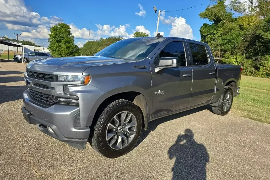 2021 Chevrolet Silverado 1500 RST photo 1
