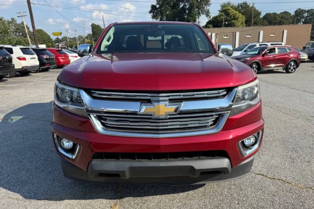2017 Chevrolet Colorado LT photo 1