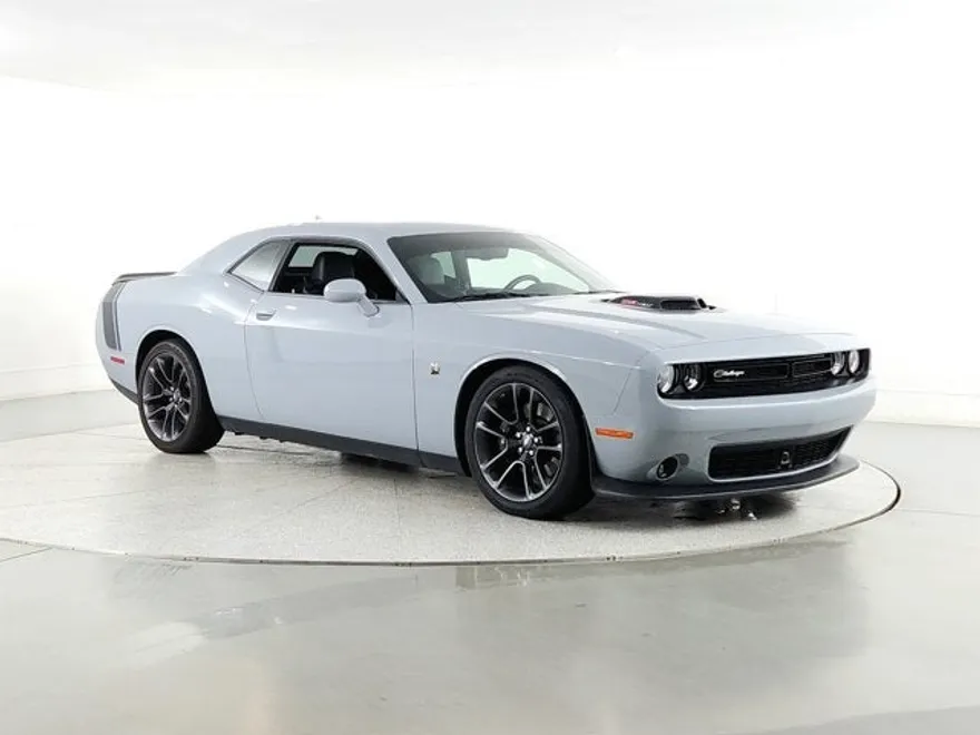 2022 Dodge Challenger R/T Scat Pack photo 7