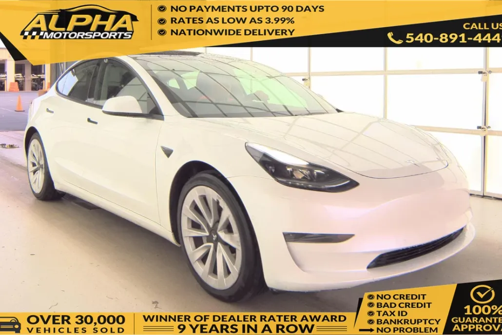2021 Tesla Model 3 Standard Range Plus photo 1