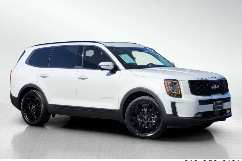 2022 Kia Telluride SX photo 1