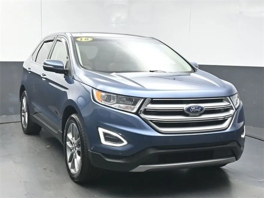 2018 Ford Edge Titanium photo 1