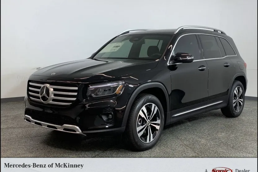 2025 Mercedes Benz GLB 250 photo 1
