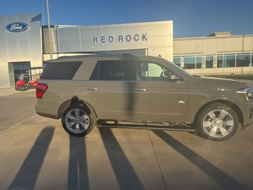 2024 Ford Expedition King Ranch photo 1