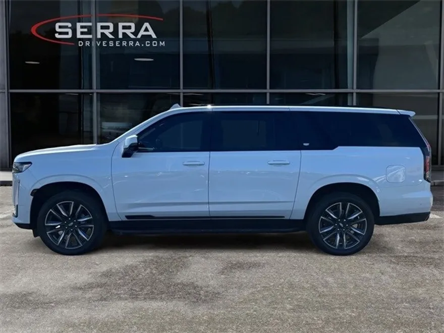 2023 Cadillac Escalade ESV Sport photo 1
