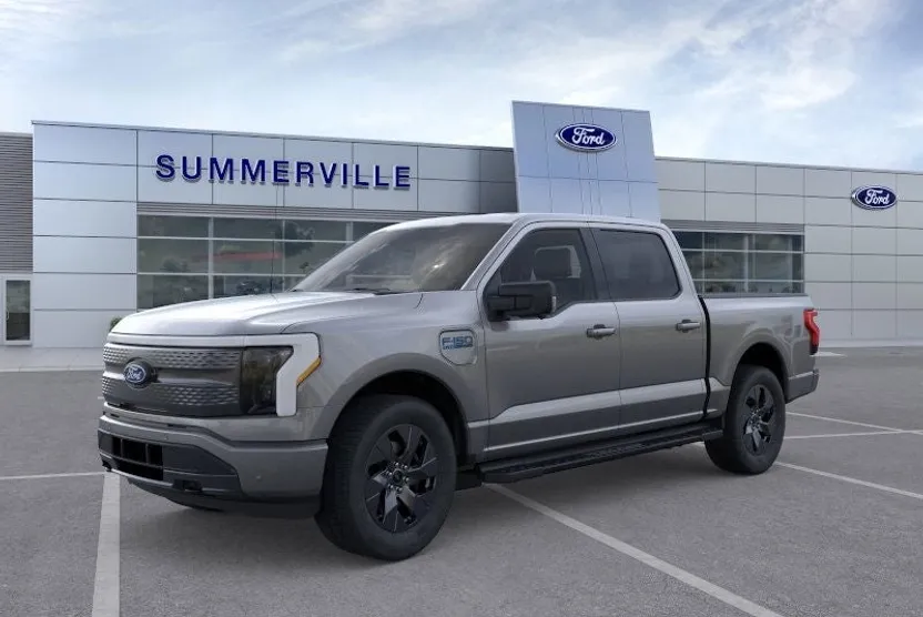 2025 Ford F-150 Lightning photo 1