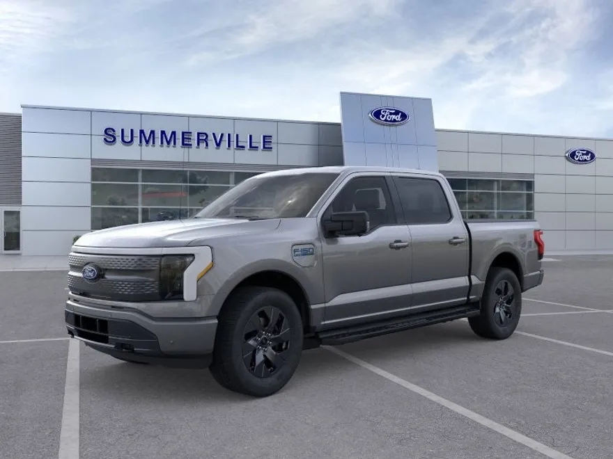 2025 Ford F-150 Lightning photo 1