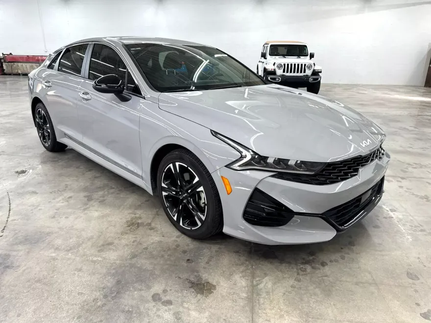 2023 Kia K5 GT-Line photo 4