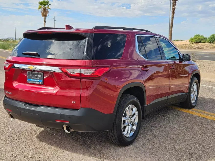 2020 Chevrolet Traverse photo 1