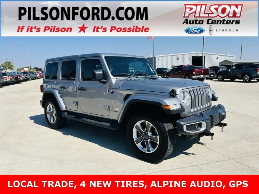2020 Jeep Wrangler Unlimited Sahara photo 1