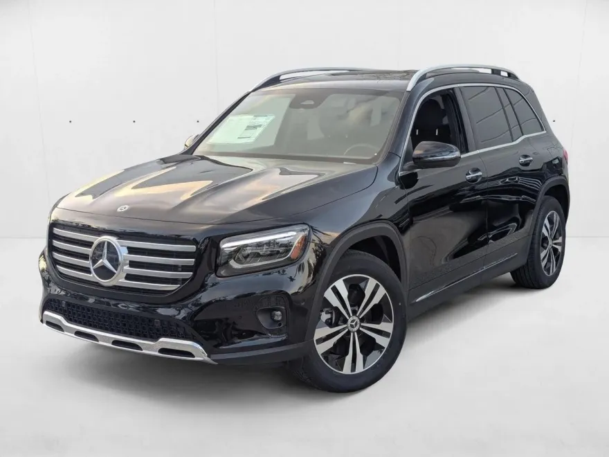 2025 Mercedes Benz GLB 250 photo 1