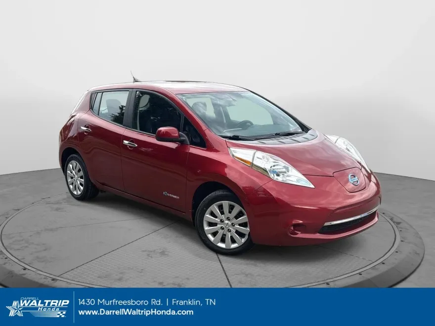 2013 Nissan Leaf S photo 1