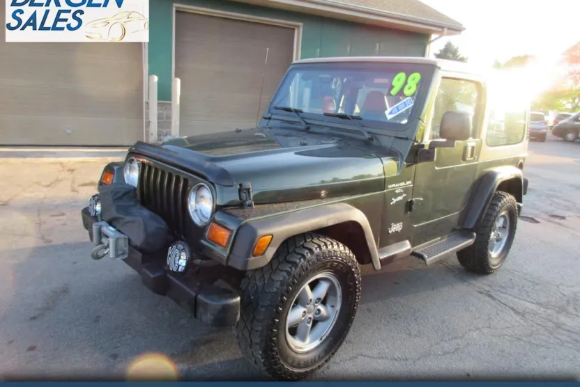 1998 Jeep Wrangler Sport TJ photo 1