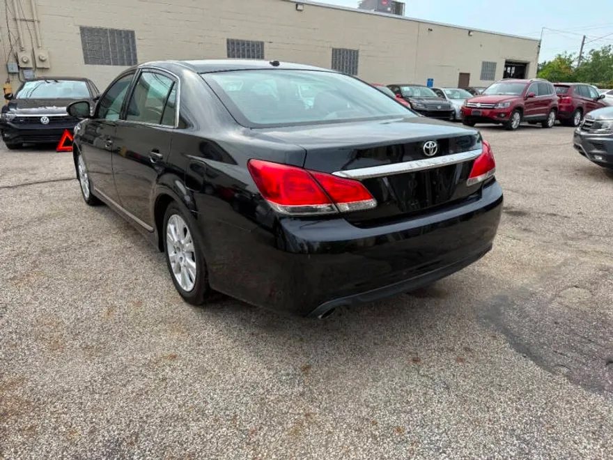 2012 Toyota Avalon Base photo 1