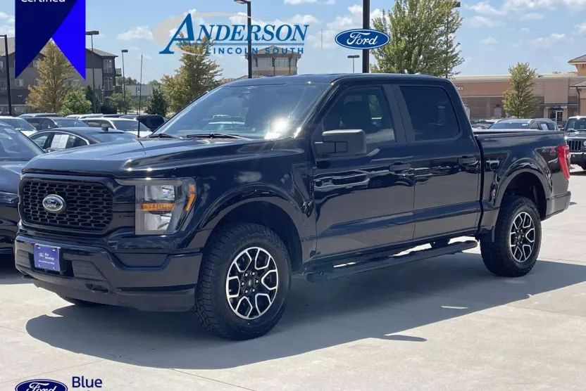 2023 Ford F-150 XL photo 1