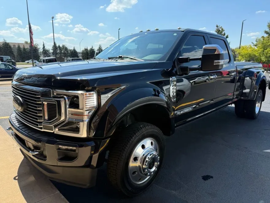 2020 Ford F-450 Platinum photo 1