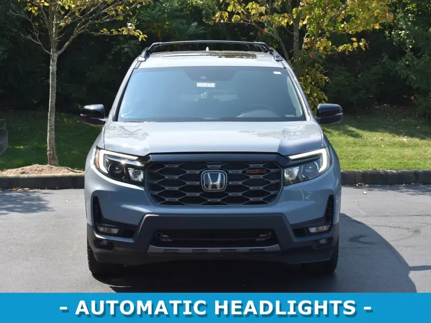 2022 Honda Passport TrailSport photo 1