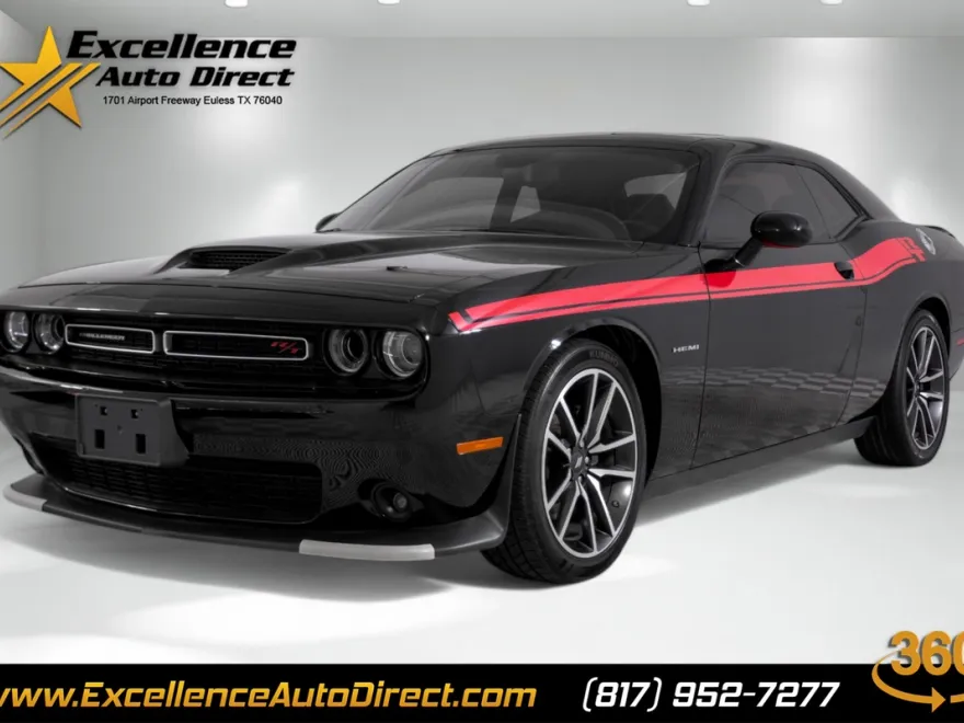 2015 Dodge Challenger R/T Plus photo 1