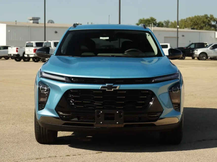 2025 Chevrolet Trax ACTIV photo 1