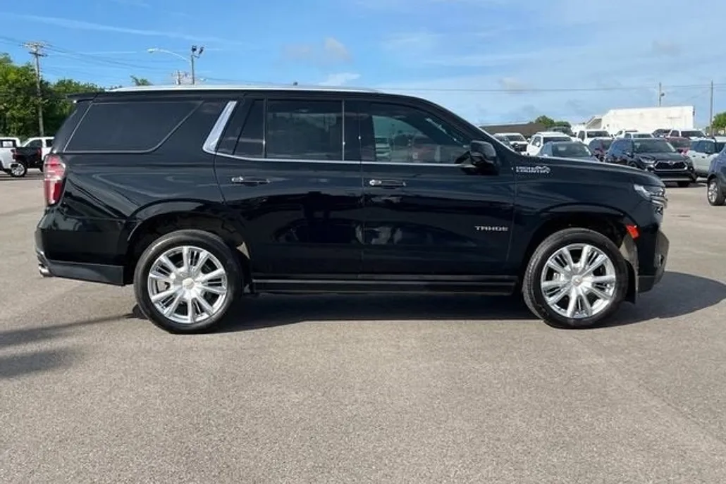 2021 Chevrolet Tahoe High Country photo 1