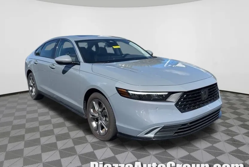 2023 Honda Accord Hybrid EX-L photo 1