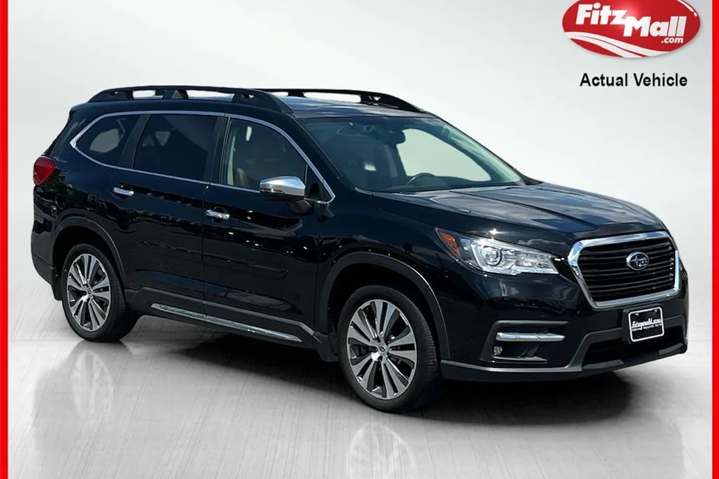 2022 Subaru Ascent Touring photo 1