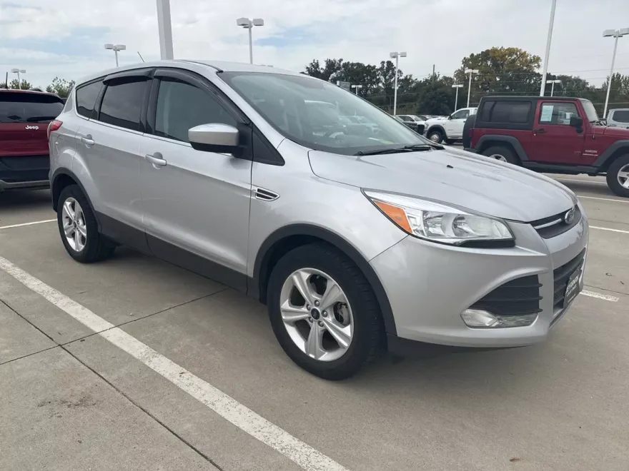 2016 Ford Escape SE photo 1