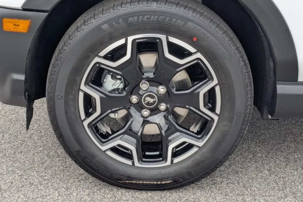 2025 Ford Bronco Sport Outer Banks photo 1