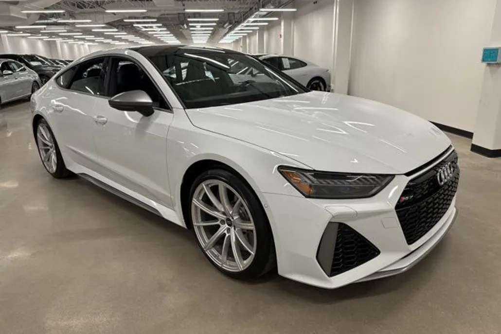 2025 Audi RS 7 Performance Base photo 1