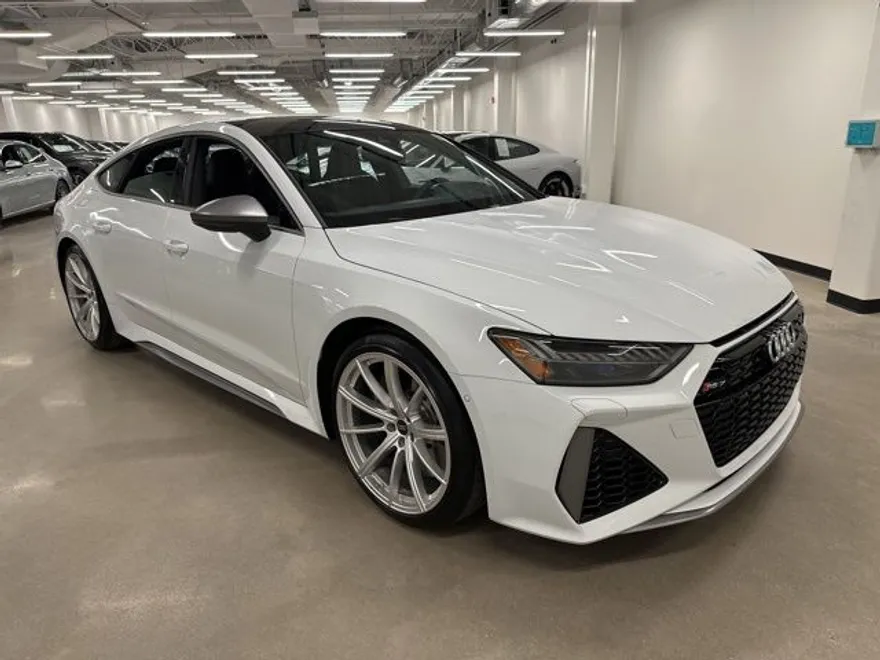 2025 Audi RS 7 Performance Base photo 1