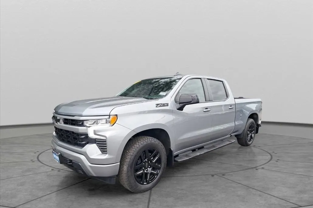 2024 Chevrolet Silverado 1500 RST photo 1