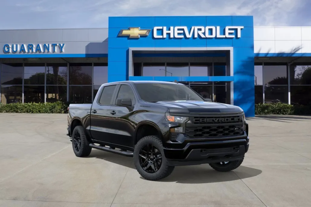 2025 Chevrolet Silverado 1500 Custom photo 1