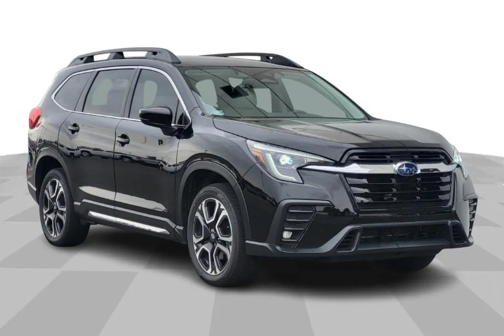 2024 Subaru Ascent Limited photo 1