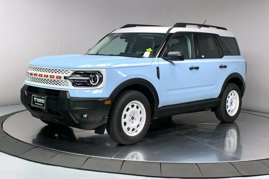 2025 Ford Bronco Sport Heritage photo 1