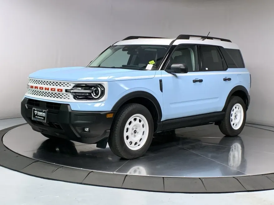 2025 Ford Bronco Sport Heritage photo 1