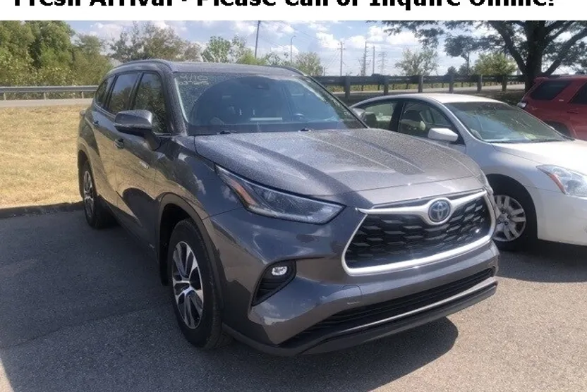 2021 Toyota Highlander Hybrid XLE photo 1